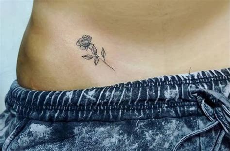 Tattoo en Pelvis Designs