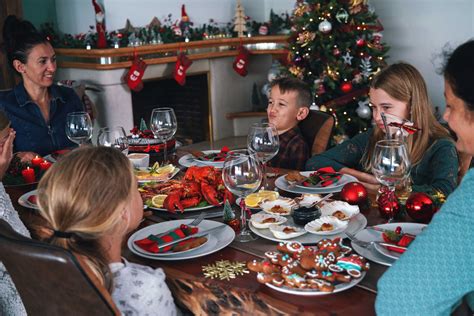 The Feast Of The Seven Fishes Is My Fave Holiday Tradition Even Though I Hate Seafood The Feast Of The Seven Fishes Is My Fave Holiday Tradition Even Though I Hate Seafood