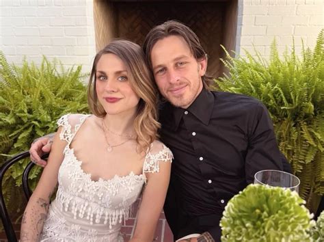 Tony Hawk S Son Riley Marries Francis Bean Cobain See First Photo Tony Hawk S Son Riley Marries Francis Bean Cobain See First Photo