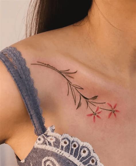 Top 20 Stunning Collarbone Tattoos For Women You Ll Love Top 20 Stunning Collarbone Tattoos For Women You Ll Love
