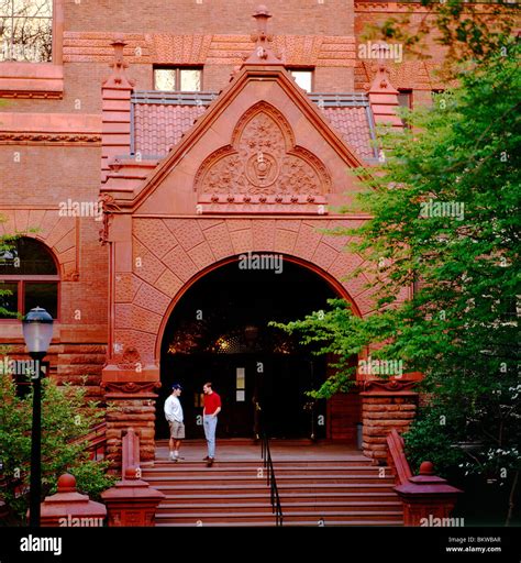 University Of Pennsylvania Ivy League School Founded By Benjamin Franklin Philadelphia Pennsylvania Usa Stock Photo Alamy