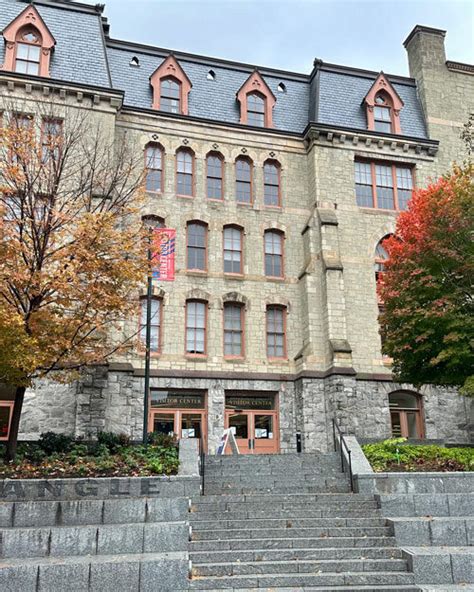 5 Tips for UPenn Admissions