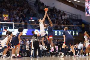 Villanova A 12 5 Point Home Favorite For Big 5 Clash With Temple Crossing Broad Villanova A 12 5 Point Home Favorite For Big 5 Clash With Temple Crossing Broad