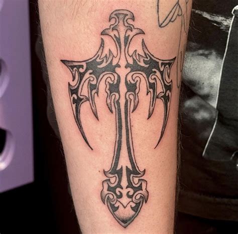 Visual Guide To Cross Tattoos For Men Bored Panda Visual Guide To Cross Tattoos For Men Bored Panda