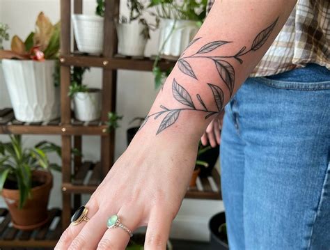 7 Ways Forearm Tattoos